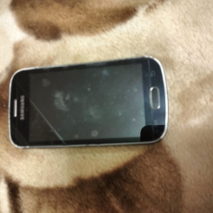 Телефон SAMSUNG телефон