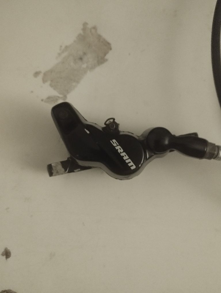 Sprzedaję hamulce hydrauliczne SRAM GUIDE RS