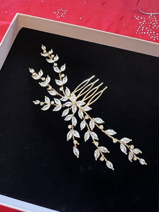 Ślubna wpinka wsuwka do włosów w kolorze złotym