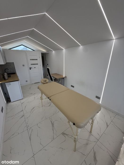 Gabinet kosmetyczny, masażu w oddzielnym domku, parking