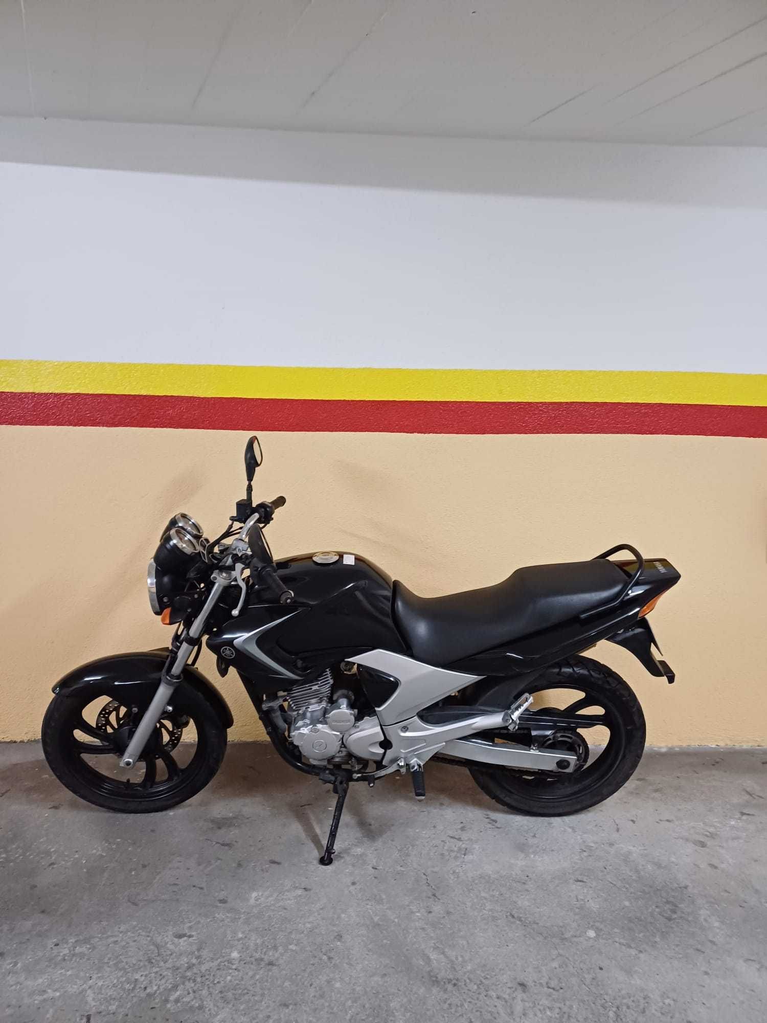 YAMAHA YBR/FAZER 250