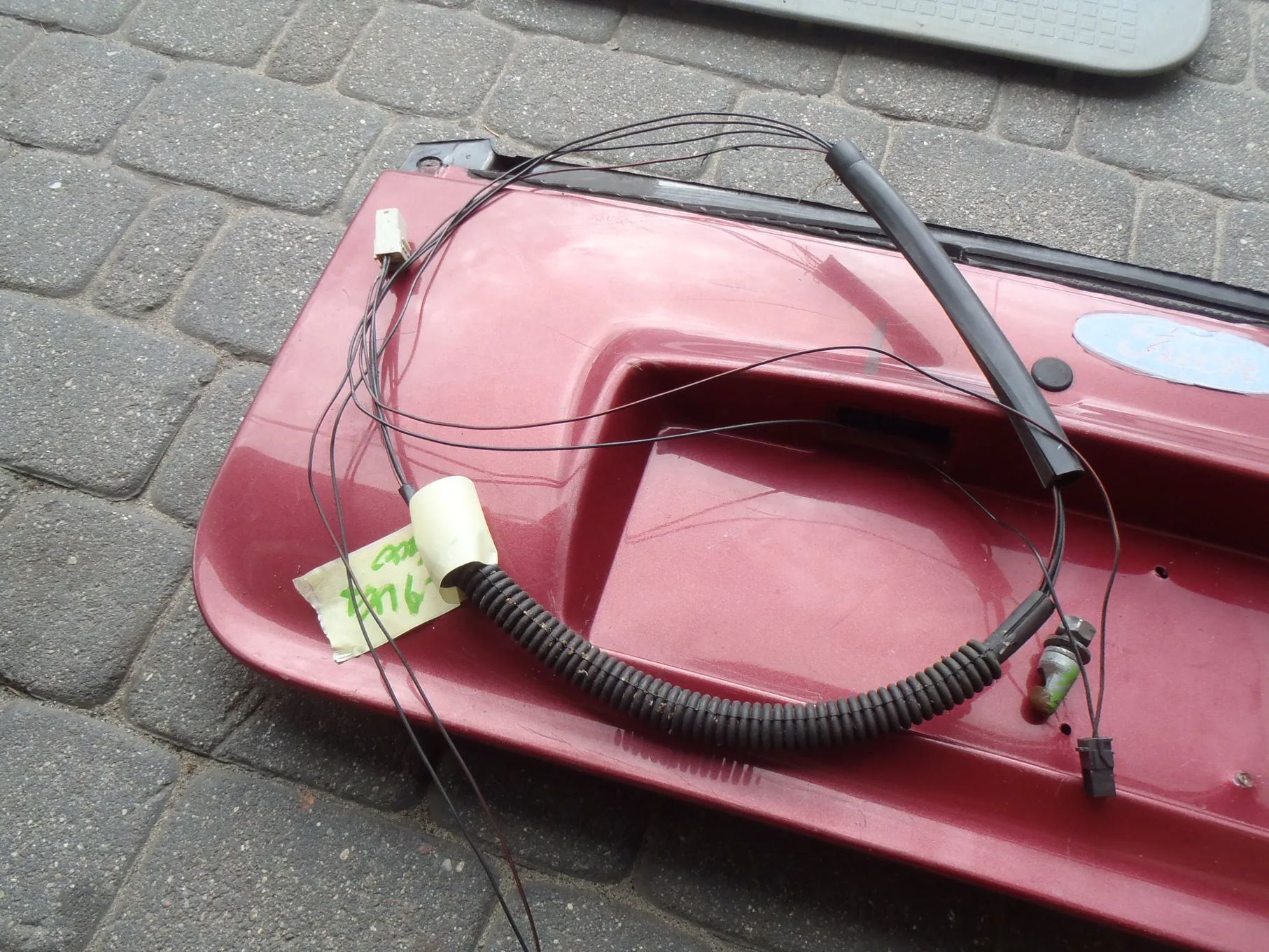 zamek rygiel lampka wiązka z klapy tylnej aixam 400 500