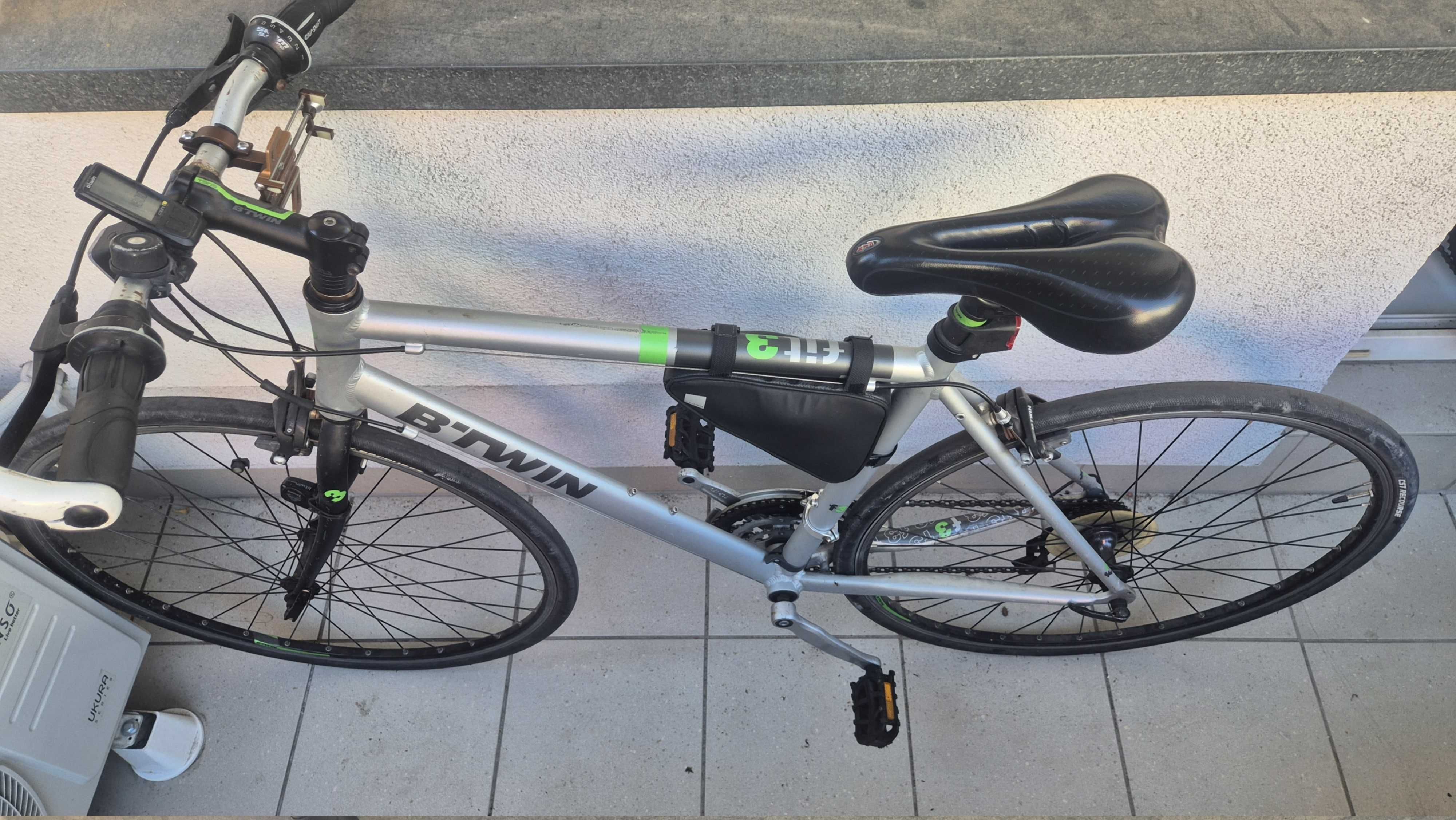 Rower miejski/szosowy/fitness BTWIN FIT3 Grey 57