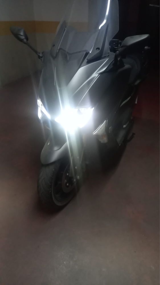 Mota yamaha tmax DX