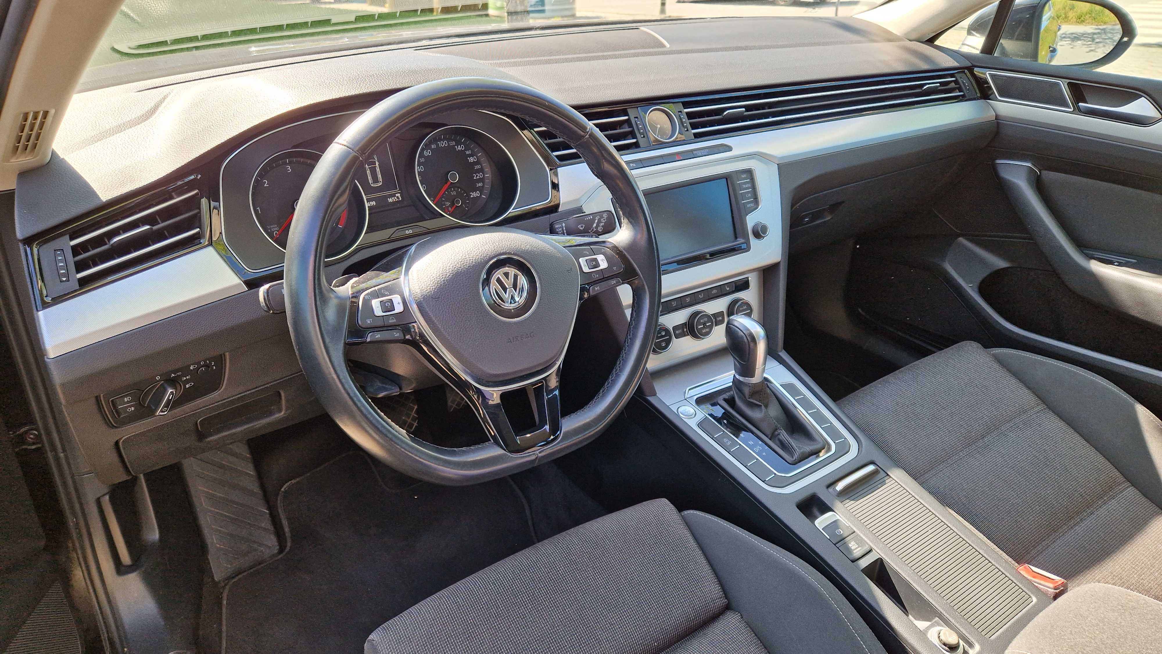 VW Passat Highline 2.0 TDI BlueMotion | Automático | Impecável
