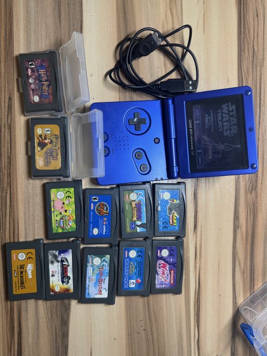 Nintendo GameBoy Advance SP 001