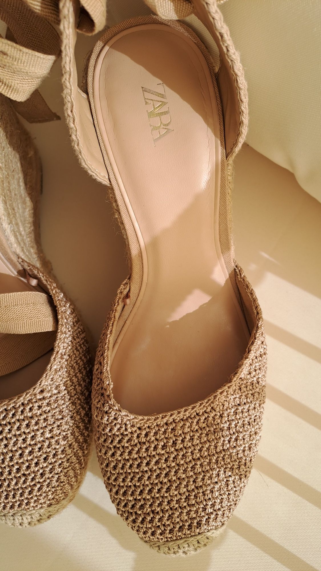 Alpercatas Zara croché e corda