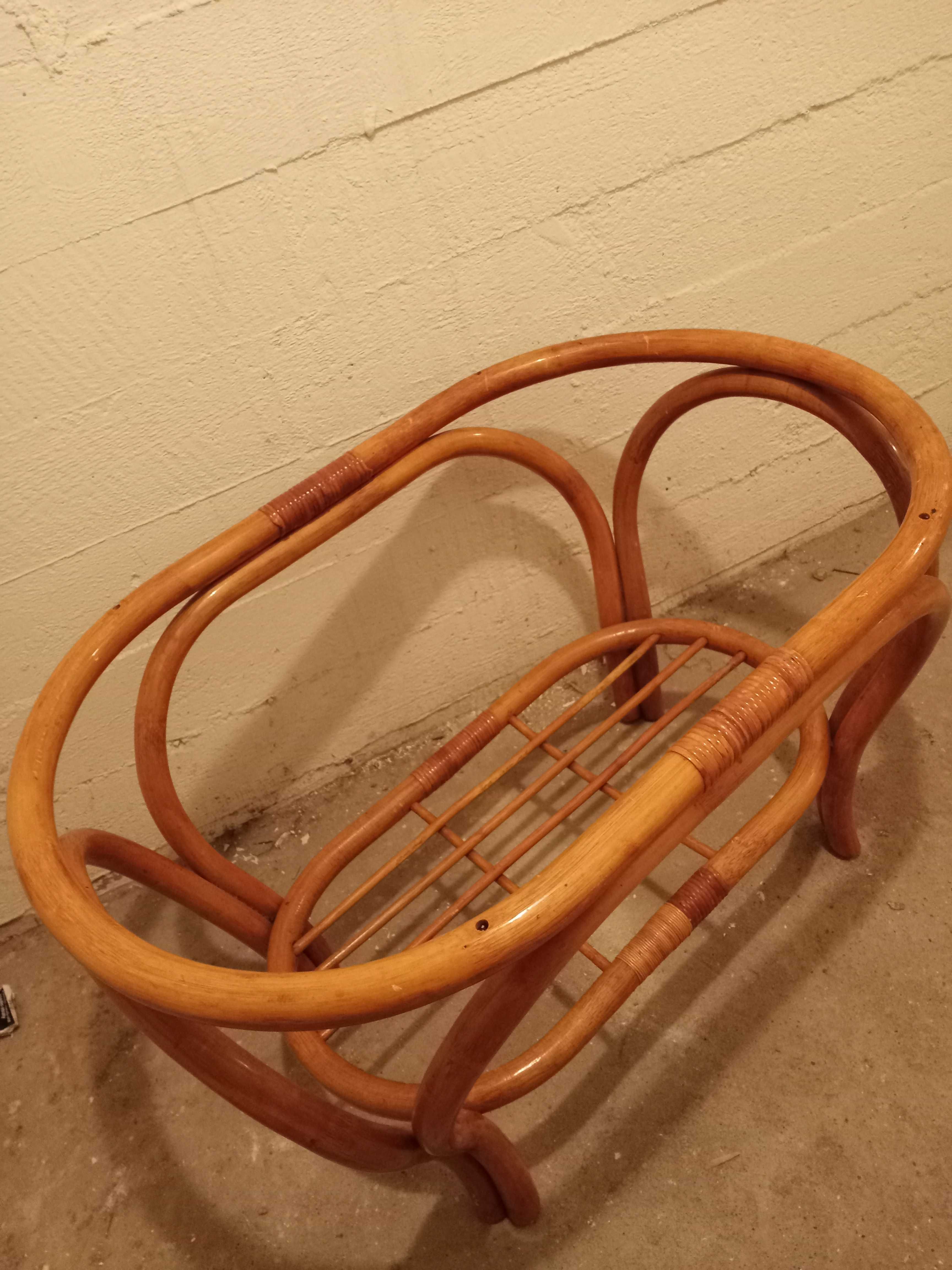 krzesło patyczak  stare meble  z PRL antyki  vintage nóżki komoda