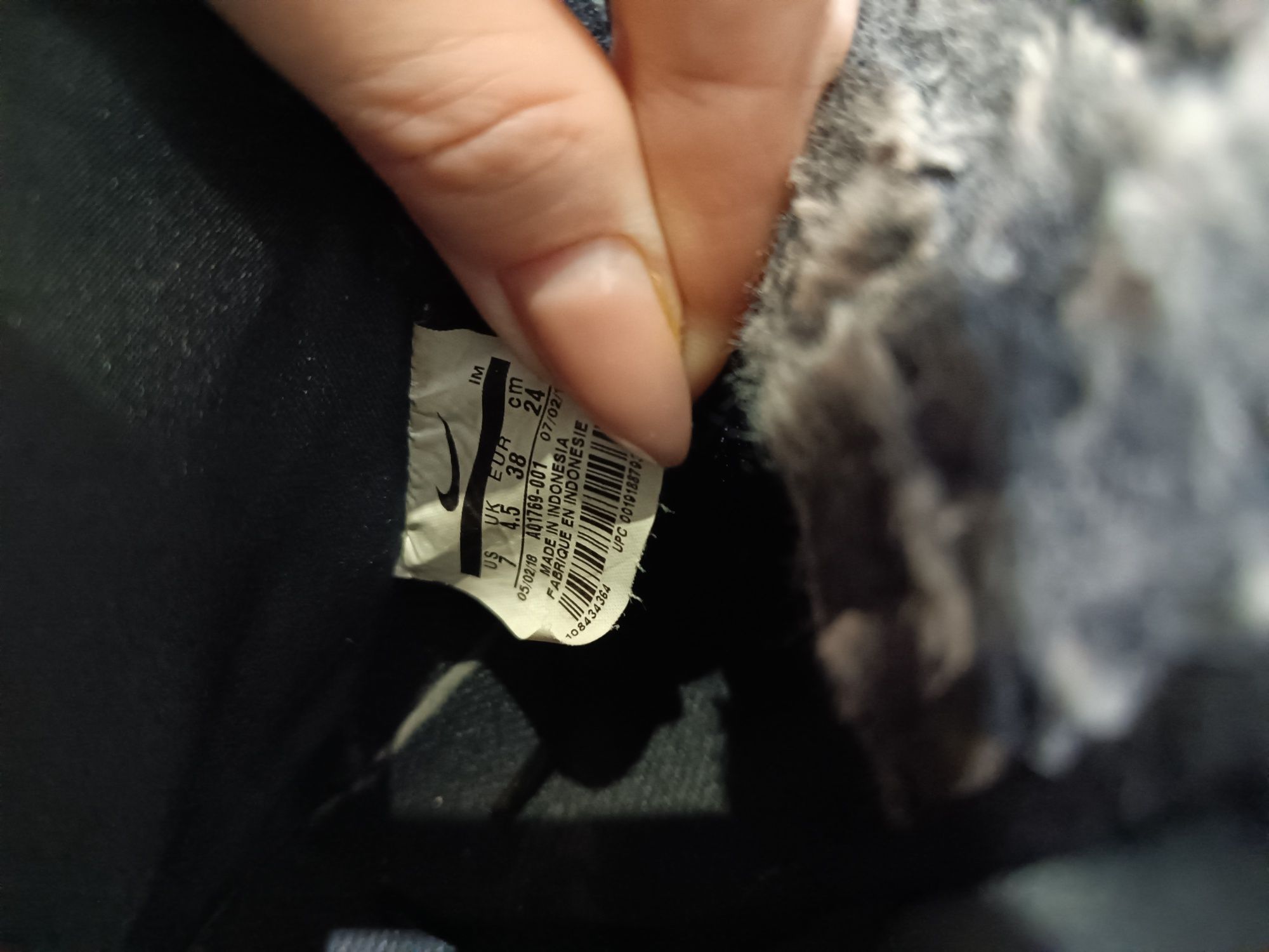 Женские кроссовки NIKE р.38
