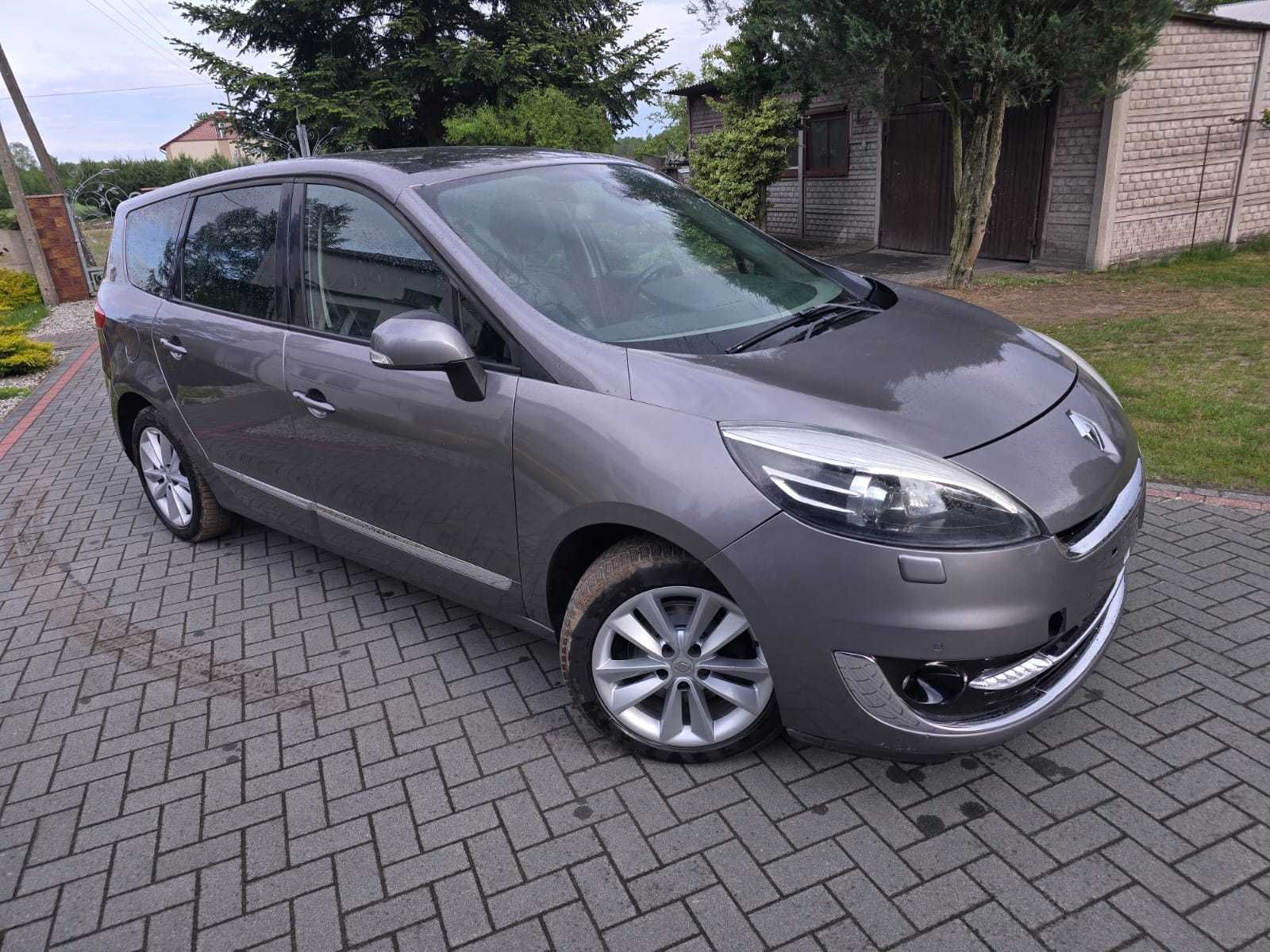 Renault Grand Scenic. Automat, skóra, kamera cofania, panorama,
