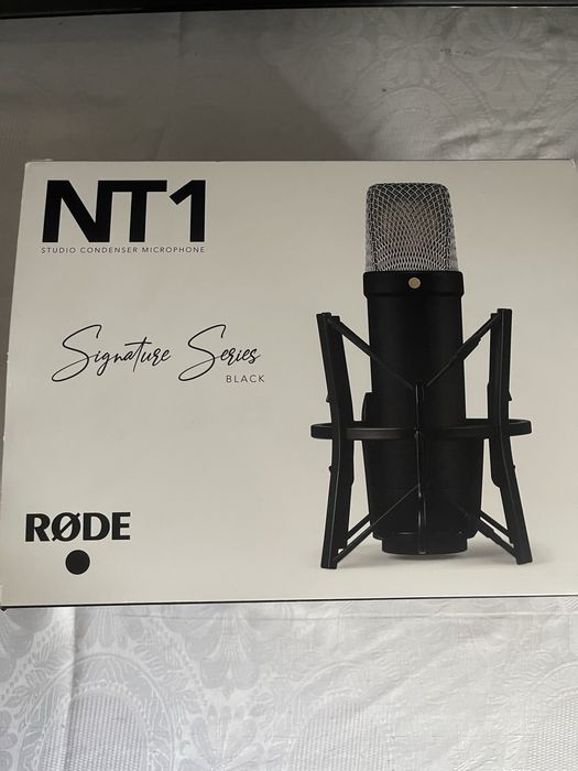 Мікрофон Rode NT1 Signature Black