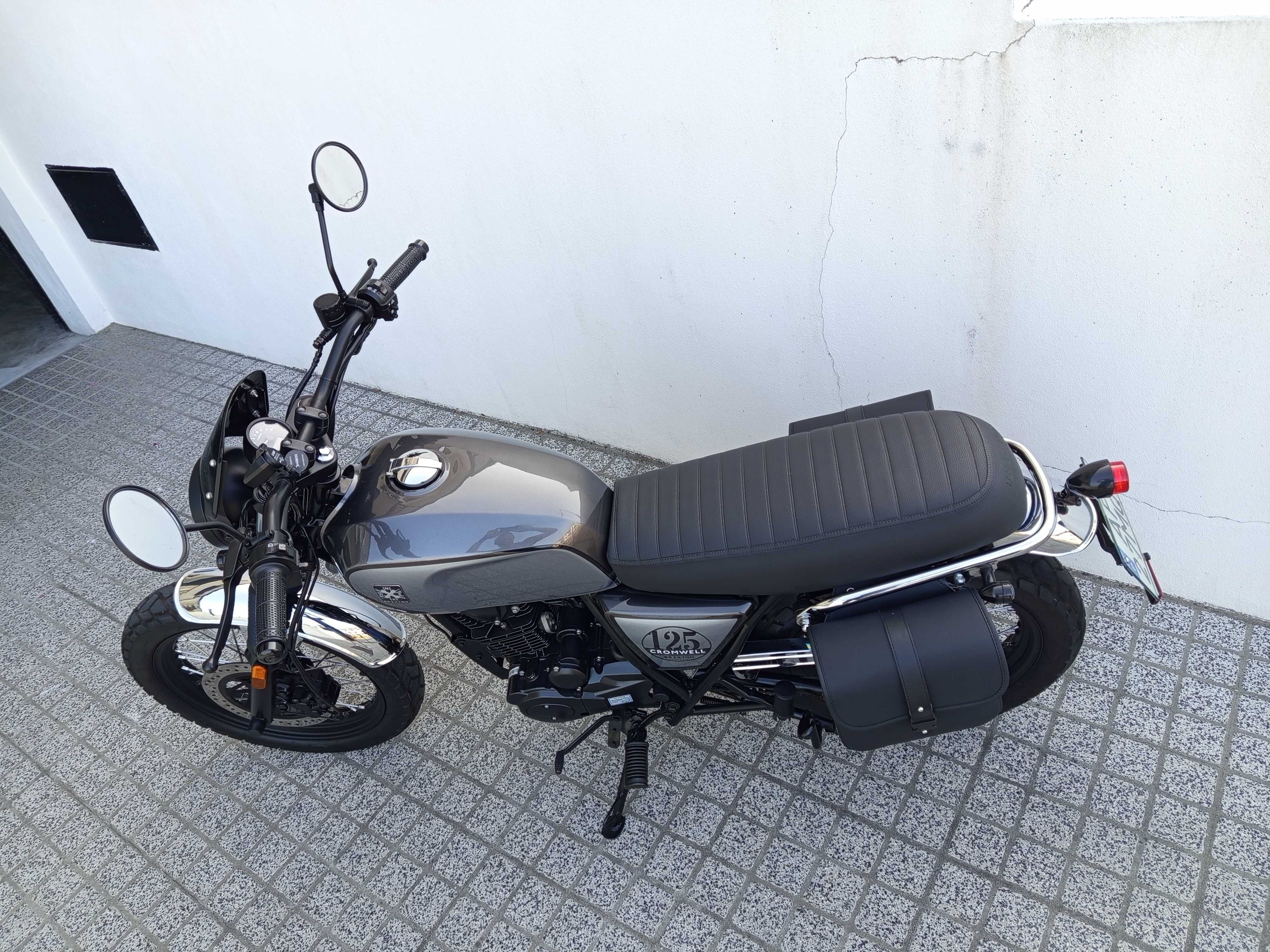 Brixton Cromwell 125cc (excelente estado)