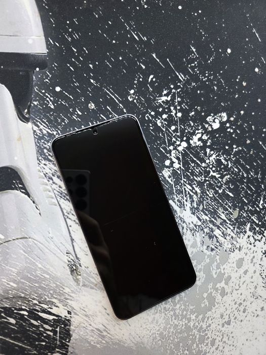 Samsung S23 Black 256 gb 
Телефон в нормальному стані ,