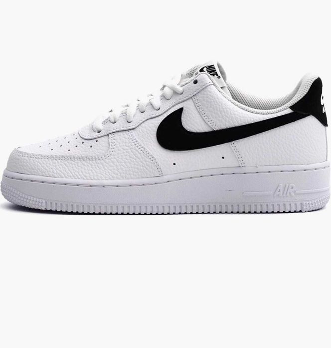 Кросівки чоловічі Nike Air Force 1 07 White CT2302-100  розмір EU 40.5