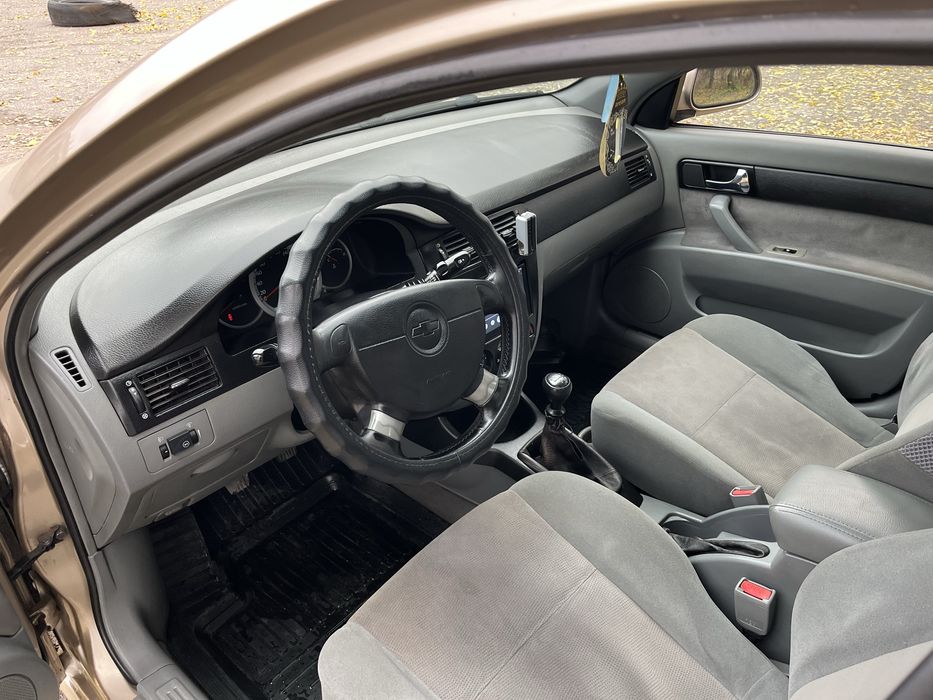 Шевроле Лачетті 1.8 газ/ бензин