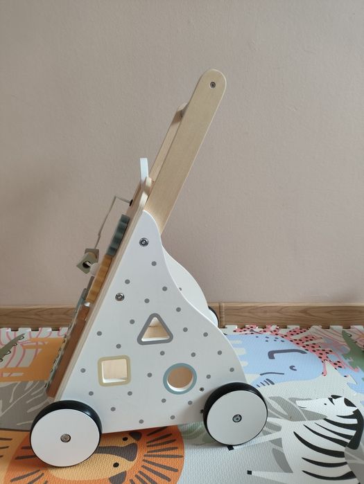 Drewniany chodzik edukacyjny 8w1 / pchacz dziecięcy MAMABRUM