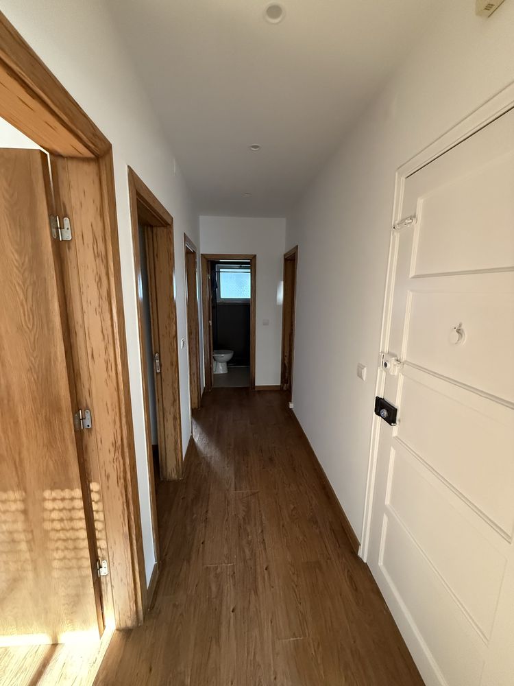 Apartamento t2 com quintal no centro de corroios