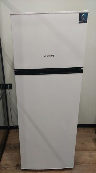 Холодильник Vestfrost