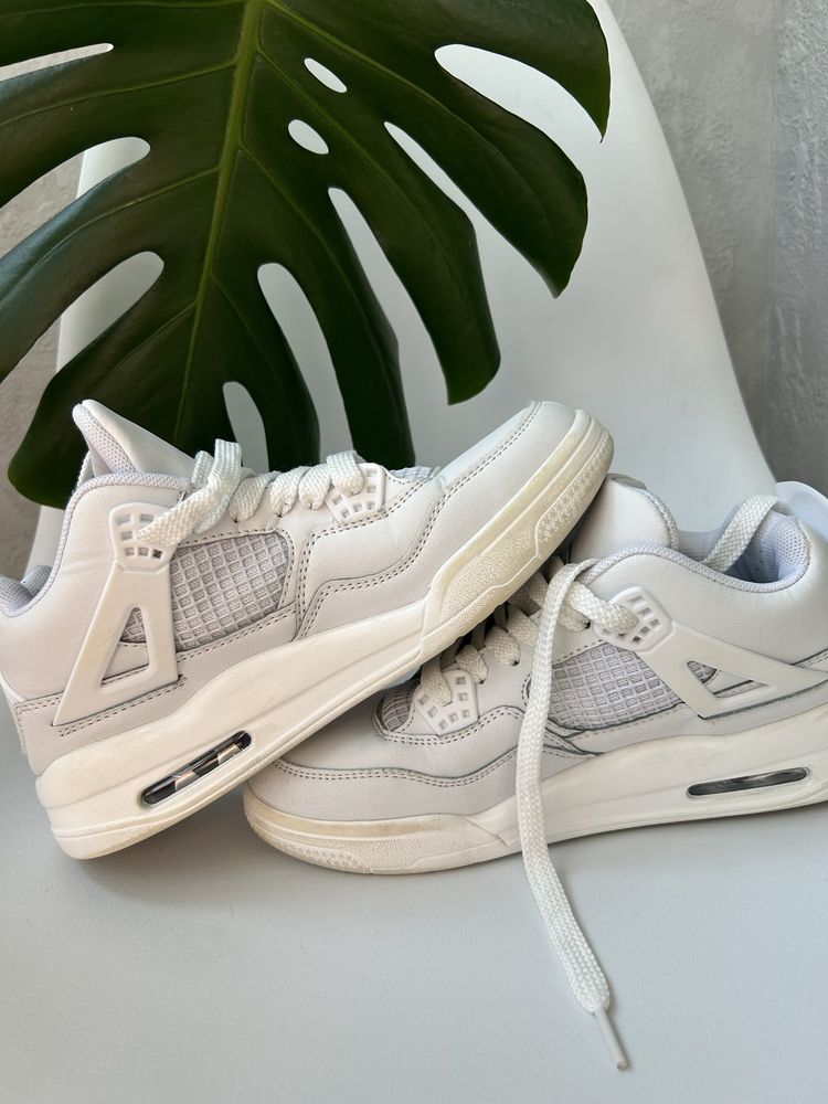 Кросівки Nike Air Jordan 4 Retro White Fur