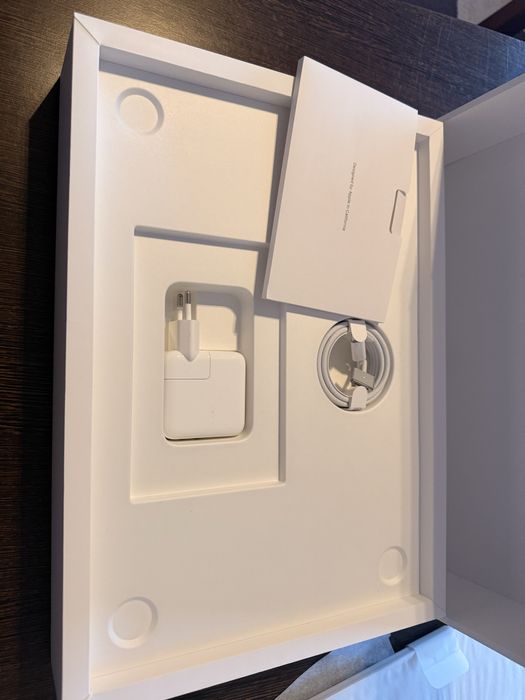 Macbook Air 16” 512GB com Fatura e Garantia