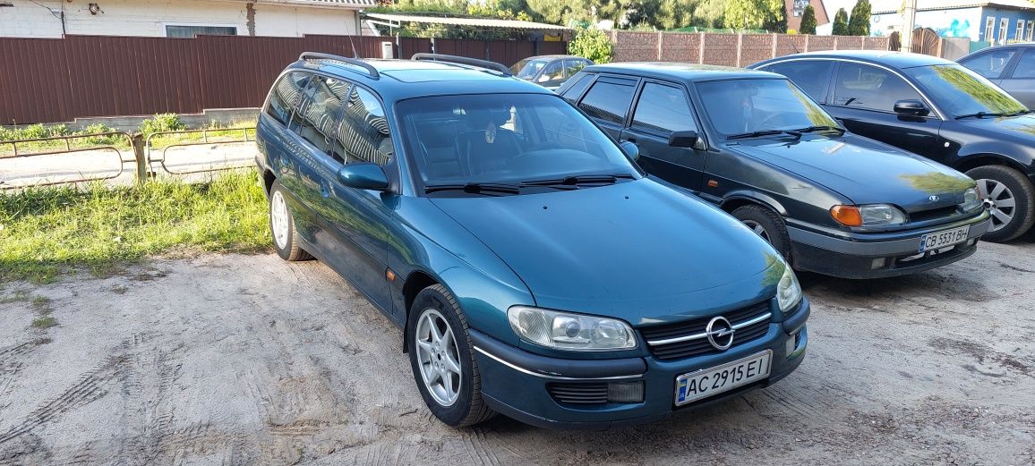 Opel Omega B 2.5 V6