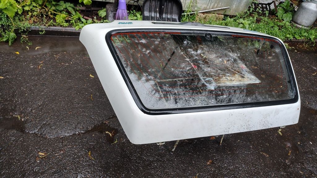 Ляда задня Fiat uno стан хороший не гнила