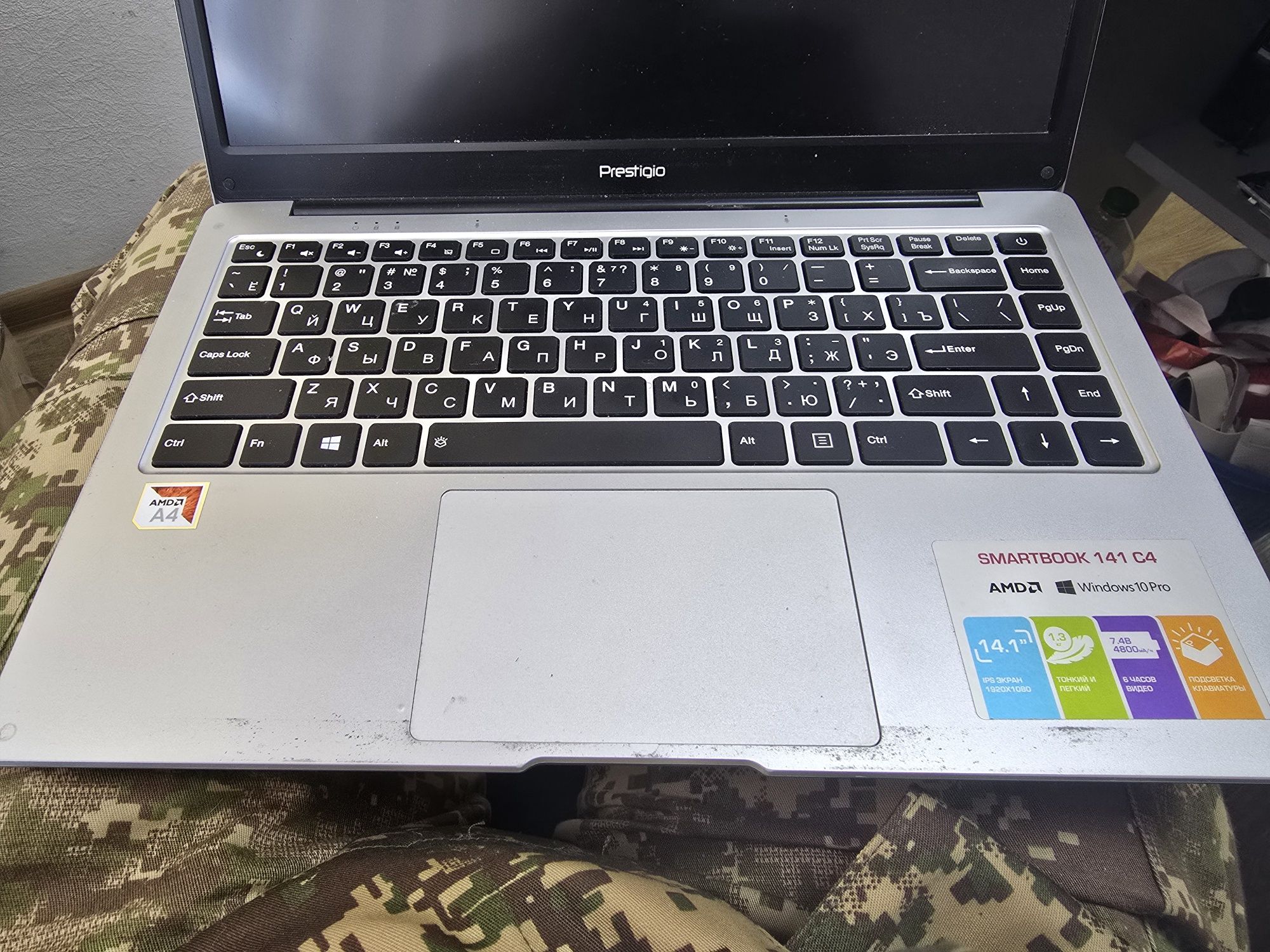 smartbook 141 c4