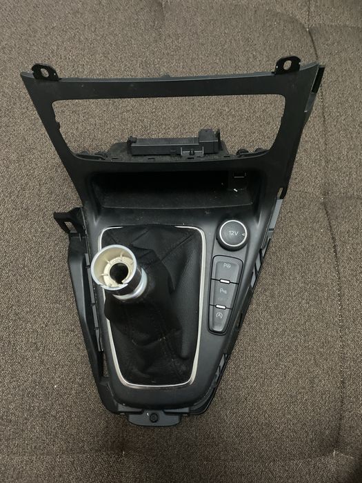 Кожух перемикання передач, рамка, тунель Ford focus