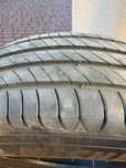 Sprzedam opony Michelin letnie, komplet 4 sztuki. Rozmiar 215/65 R17.