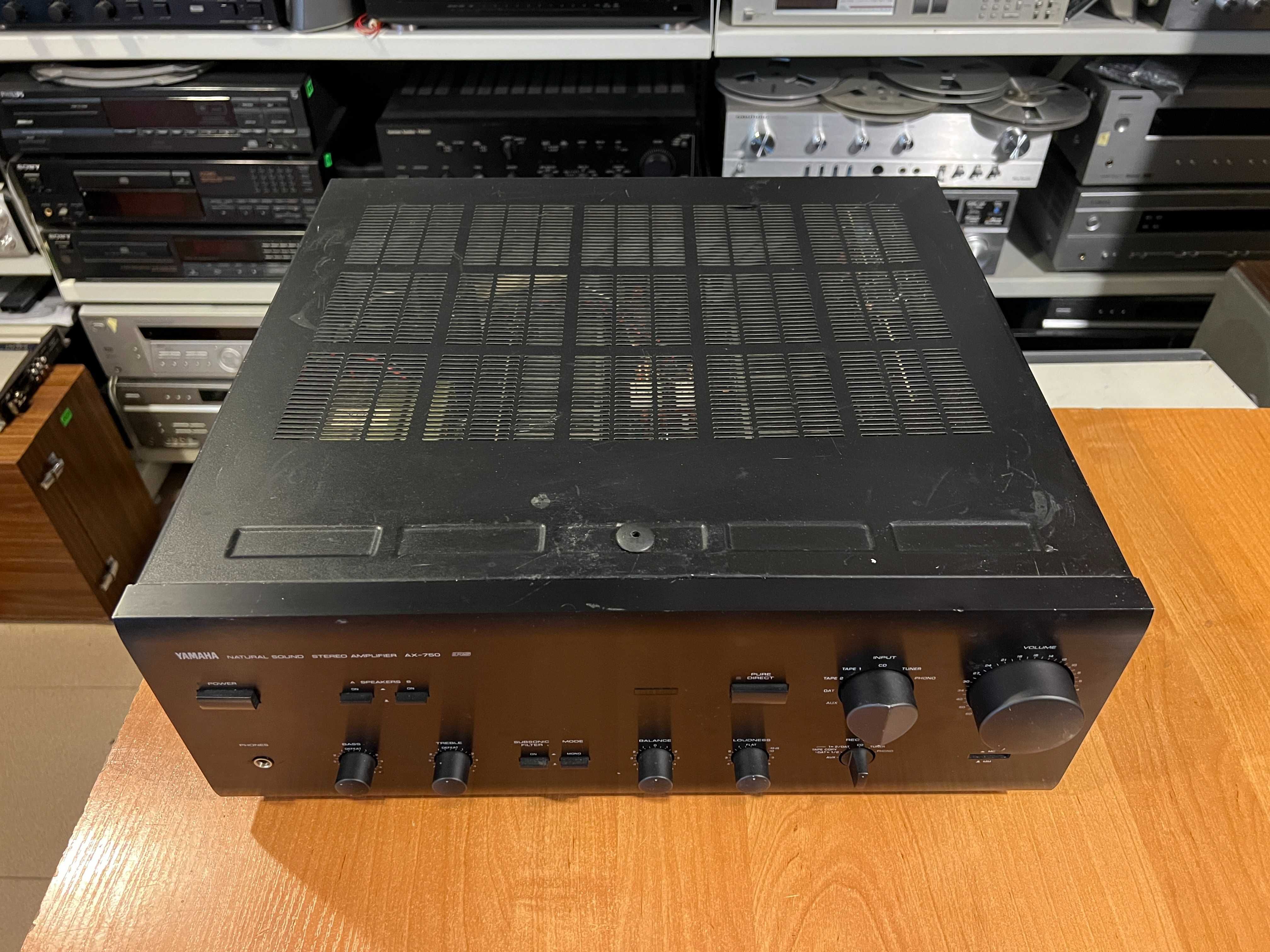 Wzmacniacz Yamaha AX-750 Audio Room