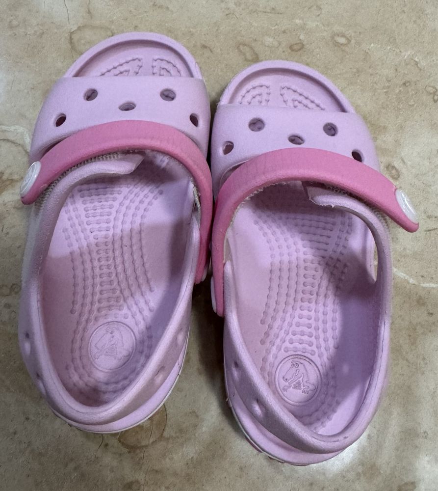 Дитячі сандалі Crocs, розмір 22 (С 6)