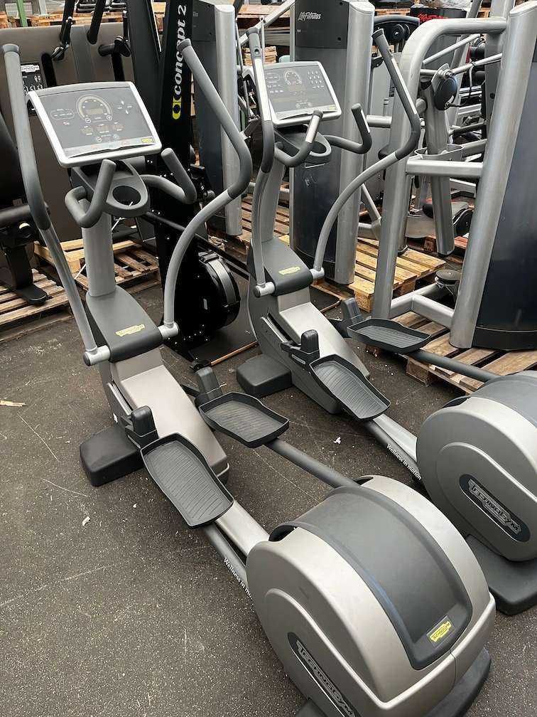Орбітрек technogym техножим професійний