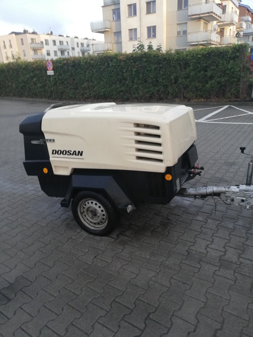 Kompresor Doosan 7 41, 4,1m3