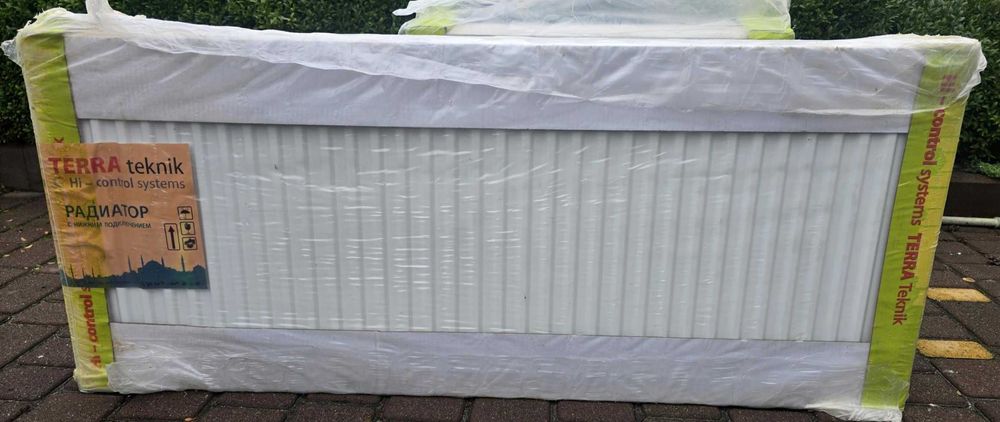 Сталевий радіатор TERRA Teknik CТАЛЬ,22 к 500x1200, нижнє підключення