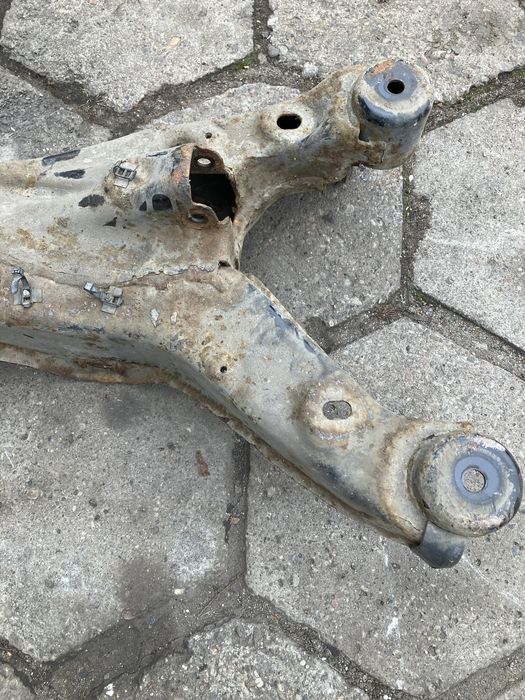 Opel Vectra C - sanki wózek belka zawieszenia tył