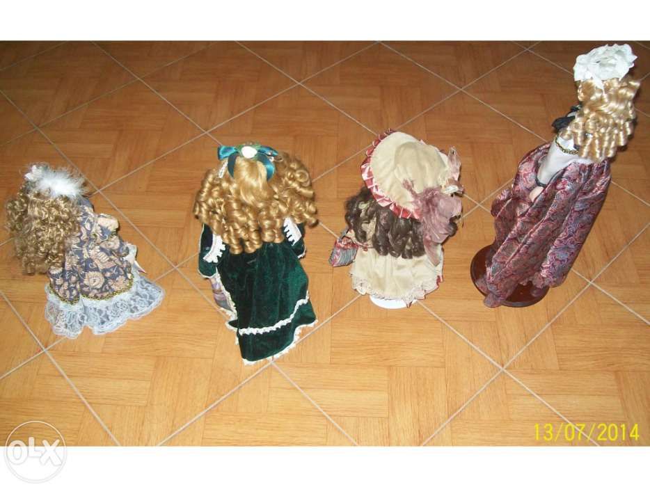 Bonecas de porcelana grandes