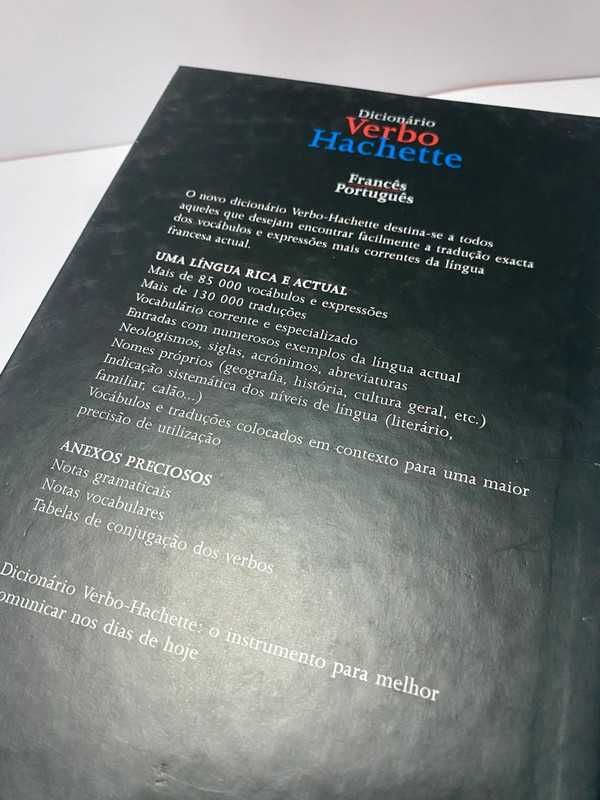 Dicionário Verbo Hachette - Francês / Português