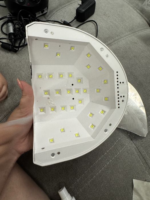 Лампа і фрейзер для манікюру