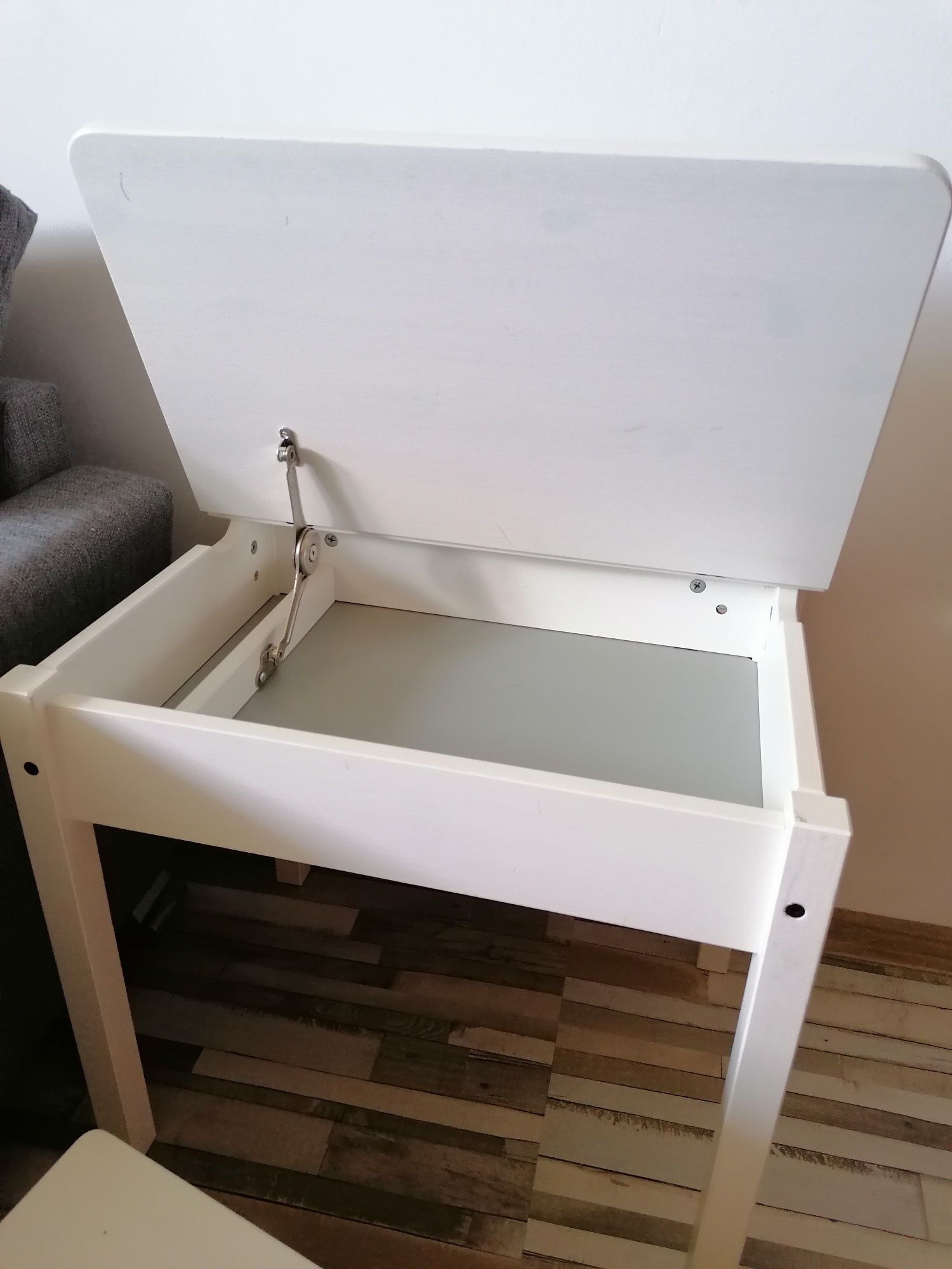 Stolik otwierany dziecięcy i krzesełko Ikea Sundvik