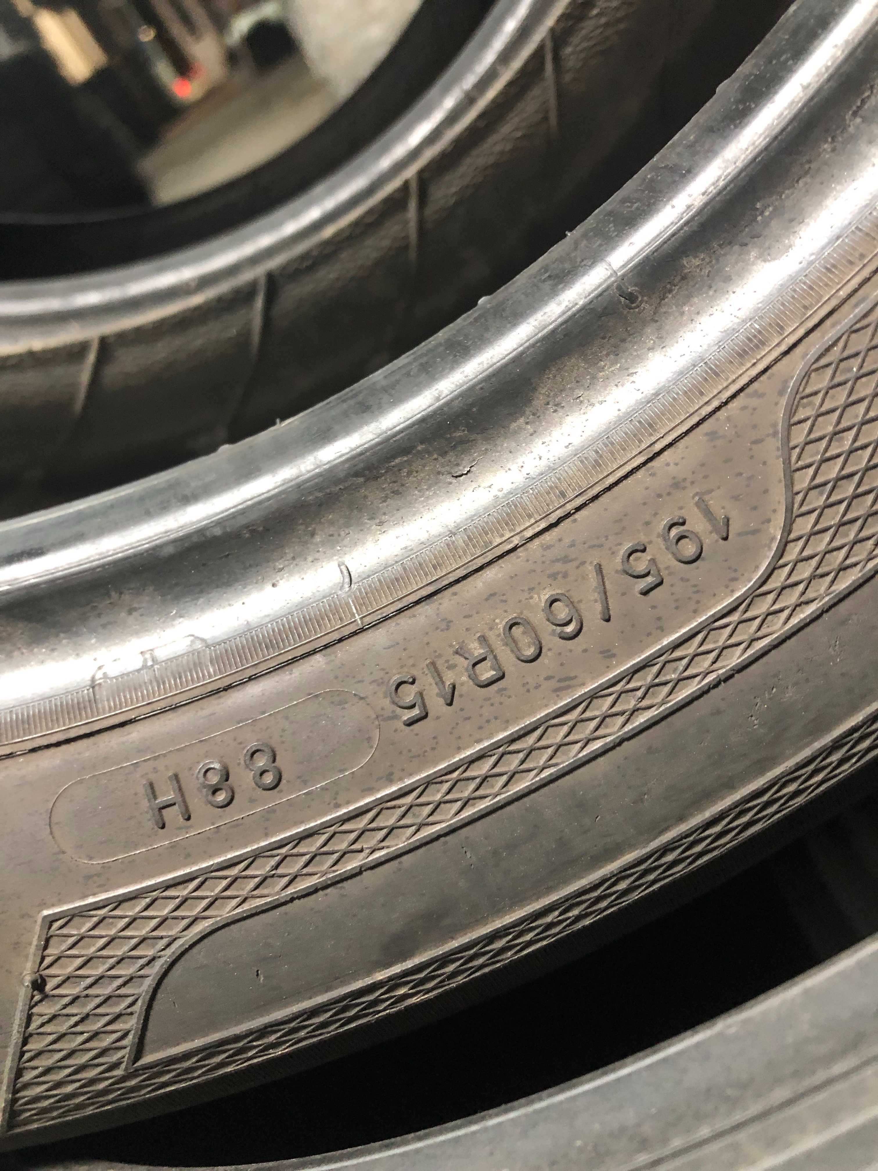 Шини 195/60 R15 Kleber Quadraxer Пара Зима