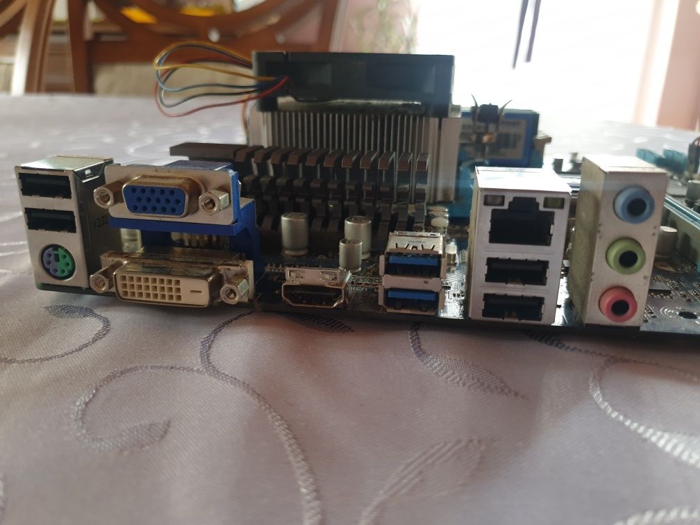 Płyta główna Gigabyte + AMD FX 6300 + 16gb ram DDR3 100% sprawne !!!