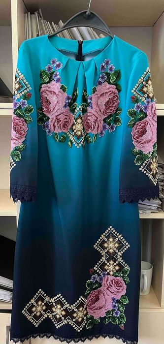 Вишита сукня ручної роботи 48