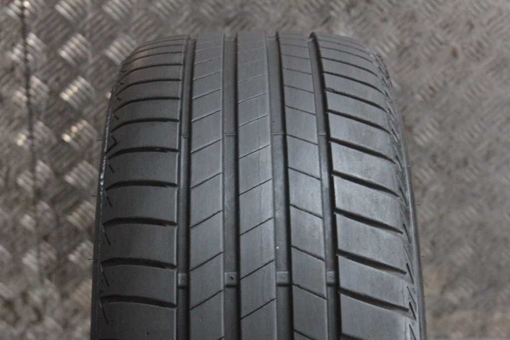 225/45/17 Bridgestone Turanza T005 225/45 R17 94Y XL
