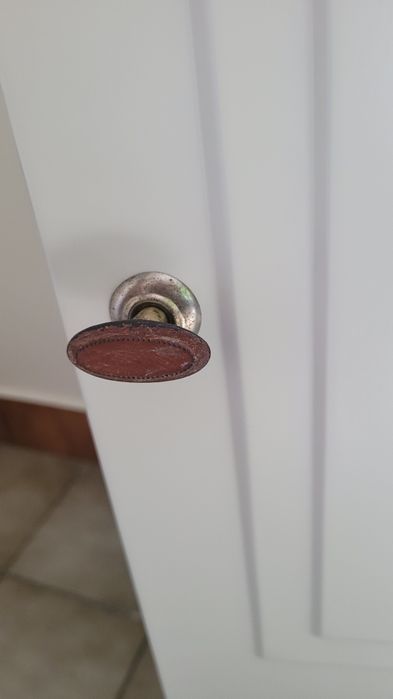 metalowa szafka chlebowa antyk