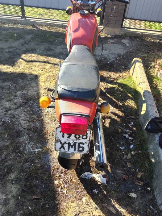 Мотоцикл іж планета 5 в гарному стані.