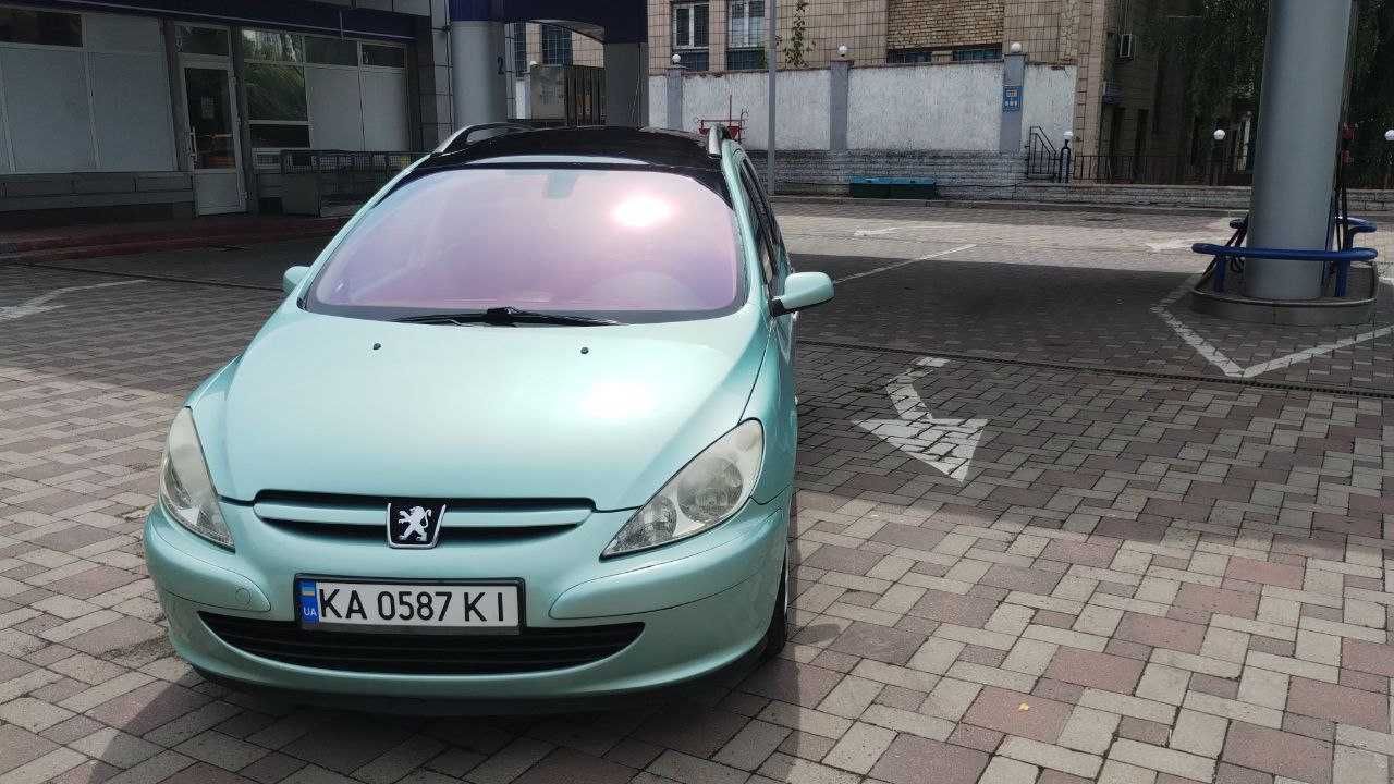 Живий симпатичний універсал Peugeot 307 SW 1.6 MT