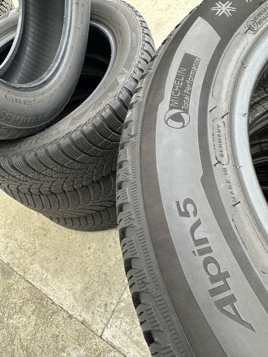 195/60/16 Michelin Alpin 5