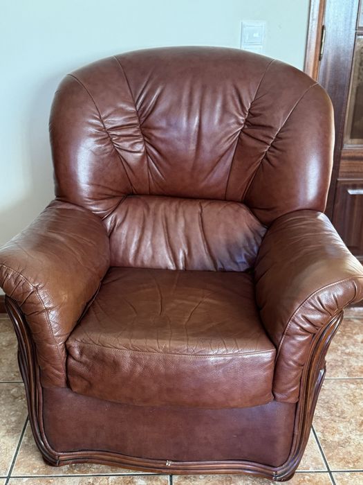 Conjunto de sofás (1 grande + 2 pequenos)