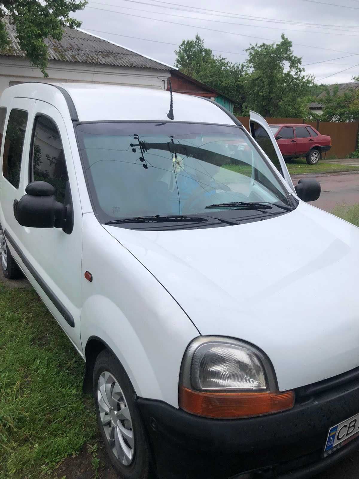 Продам автомобіль Renault Kangoo 2000