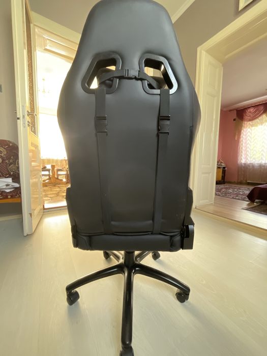 Геймерське крісло 2E gaming Bushido black